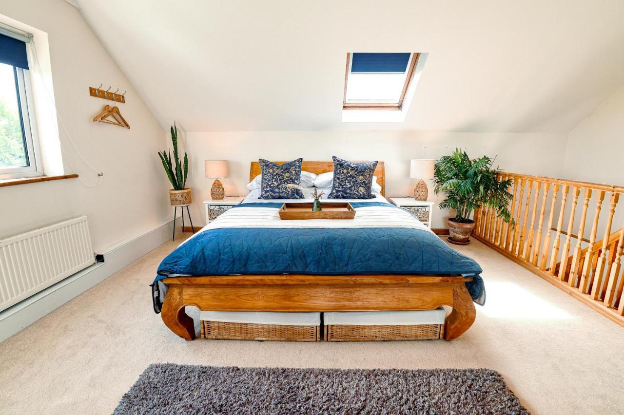 Spacious Sea-View Apt. Overlooking St Ives Bay Gwithian ภายนอก รูปภาพ